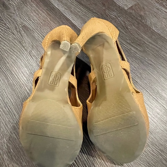 Jennifer Lopez Gladiator Sandle 5M - Picture 4 of 9